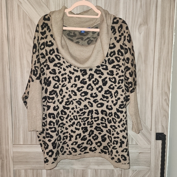 Leopard Print Cowl Neck poncho style Sweater - Picture 6 of 6